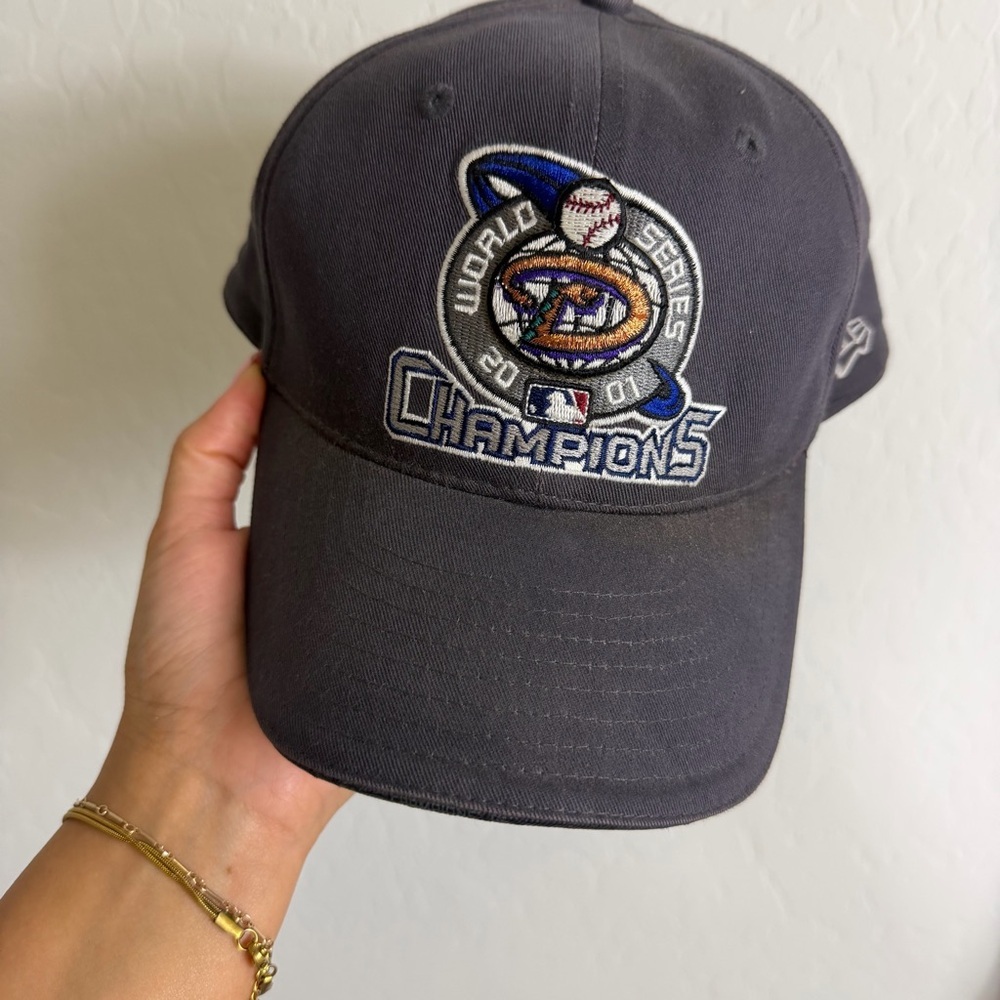 Diamondbacks cap - Picture 2 of 7